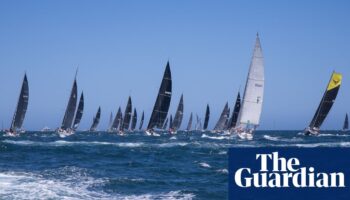 Sydney to Hobart yacht race: Two sailors killed in separate accidents during night of wild weather