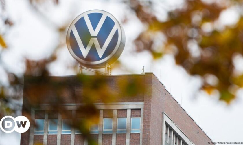 Thousands to strike at Volkswagen plants across Germany