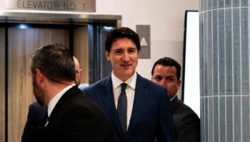 Trump sugiere a Trudeau que Canadá se convierta en el estado número 51 de EEUU