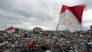 Tsunamis : vingt ans après le séisme de Sumatra, le monde bien plus vigilant, la France aussi