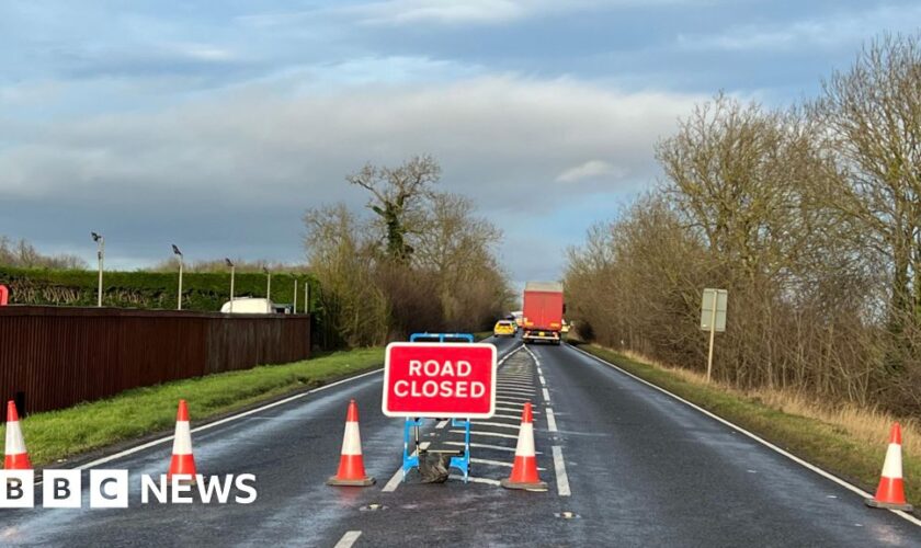 Two lorry drivers killed in crash