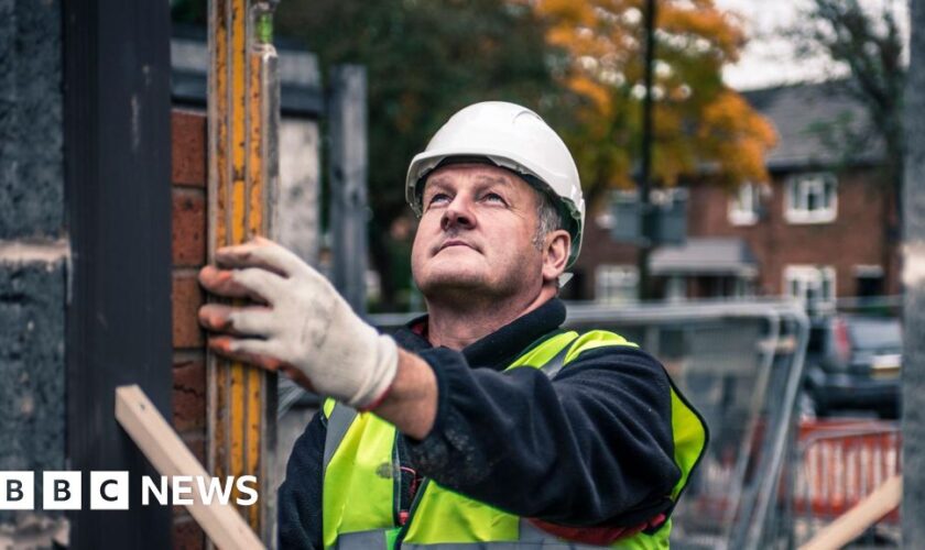 UK 'doesn't have enough builders' for Starmer's 1.5m homes