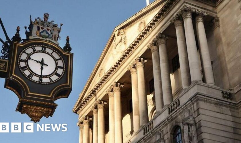 UK interest rates held at 4.75%