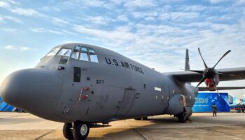 Un avion militaire américain abattu «par erreur» par «un tir ami» en mer Rouge