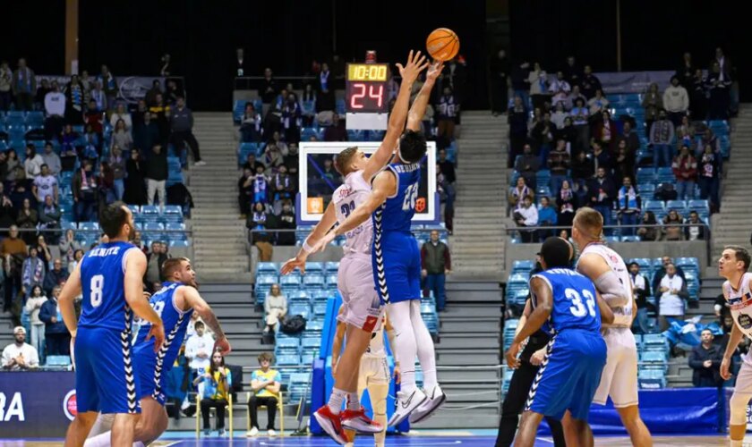 Un errático Betis Baloncesto sucumbe en Santiago (71-67)