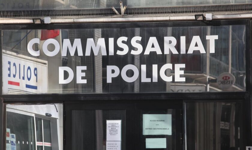 Un homme entre la vie et la mort après avoir été poignardé dans un appartement à Drancy