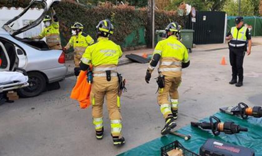 Un muerto tras la colisión de un camión y un coche en Jaén