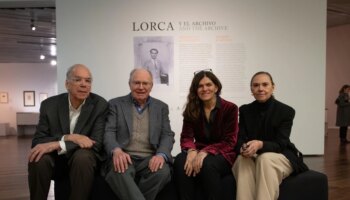 Una gran exposición muestra en Granada el legado de Lorca a través de documentos guardados por sus familiares