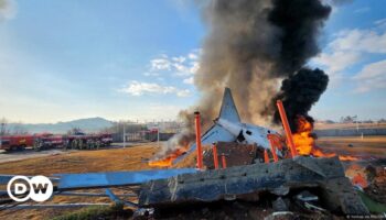 Viele Tote bei Flugzeugunglück in Südkorea