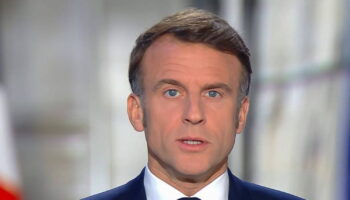 Discours de Macron : dissolution, parole aux Français... Ce qu'il faut retenir des vœux du président