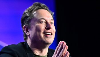 Le propriétaire de X Elon Musk le 6 mai 2024 à Los Angeles