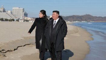 Kim Jong Un delays 'North Korea's Benidorm resort' again after visiting vanity project