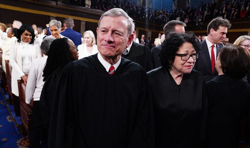 Supreme Court Chief Justice Roberts issues warning on ‘judicial independence’ weeks before Trump inauguration