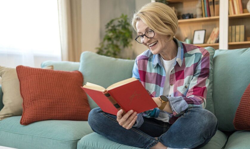 Warding off dementia means more reading, praying and listening to music: study