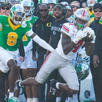 Ohio State stomps Oregon in Rose Bowl beatdown to advance to CFP semifinal