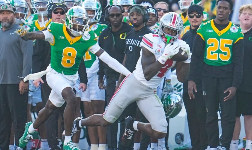 Ohio State stomps Oregon in Rose Bowl beatdown to advance to CFP semifinal