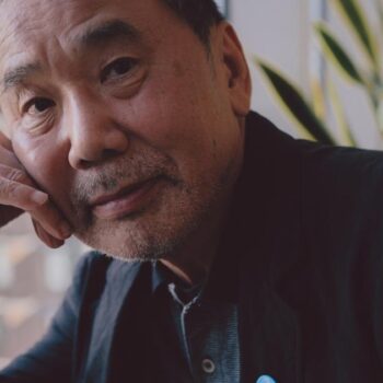 “La Cité aux murs incertains”, un nouveau voyage dans les rêves de Haruki Murakami