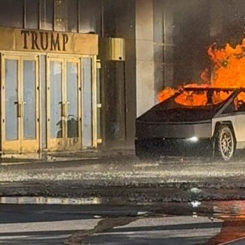 Un Cybertruck de Tesla explose devant un hôtel Trump à Las Vegas