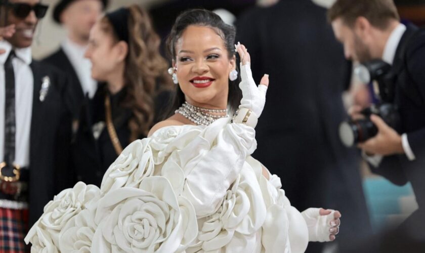 Rihanna révèle être sobre depuis un an à l’occasion du Réveillon