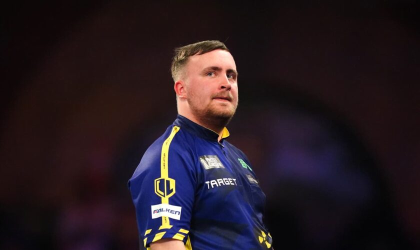 World Darts Championship LIVE: Littler vs Bunting and Van Gerwen vs Dobey semi-final updates