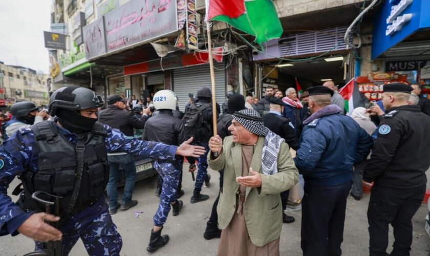 Les combats interpalestiniens de Jénine au cœur de la polémique sur la suspension d’Al Jazeera