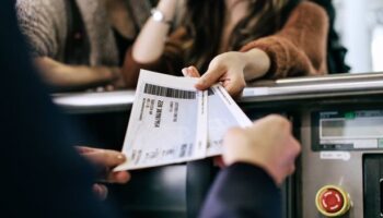 Traveller says boarding pass mistake could see you lose your aircraft seat