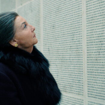 Simone Le voyage du siècle : Elsa Zylberstein s’est préparée « pendant un an » pour devenir Simone Veil