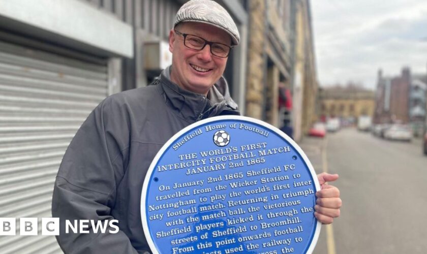 Blue plaque marks first football ‘away’ match