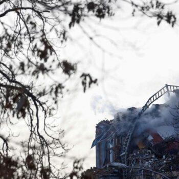 Guerre en Ukraine : un mort après des bombardements russes dans le sud du pays