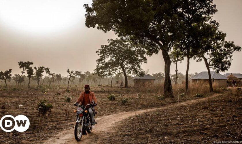 Konfisziertes Geld soll Strom in Nigerias Dörfer bringen