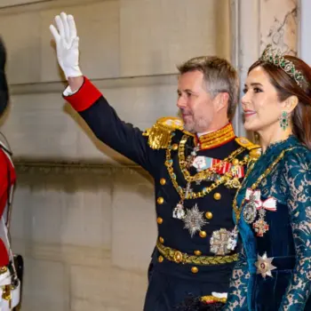 La cena de Año Nuevo de los reyes Federico y Mary de Dinamarca: simbolismo, un debut y un tenso reencuentro