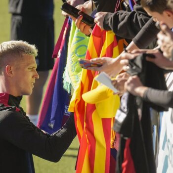 LaLiga deja al Barça sin inscribir a Dani Olmo por no presentar « ninguna alternativa »