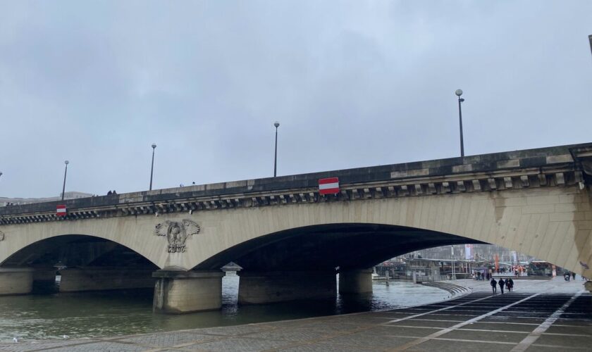 Paris : un jeune Afghan retrouvé mort sous le pont d’Iéna, une enquête ouverte