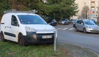 Pas de parking et des amendes à la pelle… dans le quartier du Moulin à Creil, l’insoluble problème du stationnement