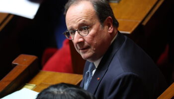 Pour François Hollande, Jean-Luc Mélenchon « attend une élection présidentielle qui ne vient pas »