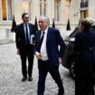 Premier Conseil des ministres pour le fragile gouvernement de François Bayrou