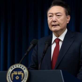 South Korea moves to arrest impeached President Yoon South Korea moves to arrest impeached President Yoon