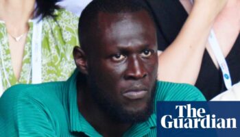 Stormzy given ban for using phone while driving Rolls-Royce